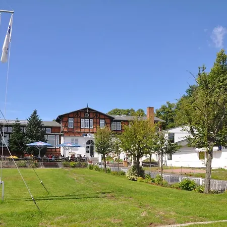 ゲストハウス Zum Alten Faehrhaus 3*