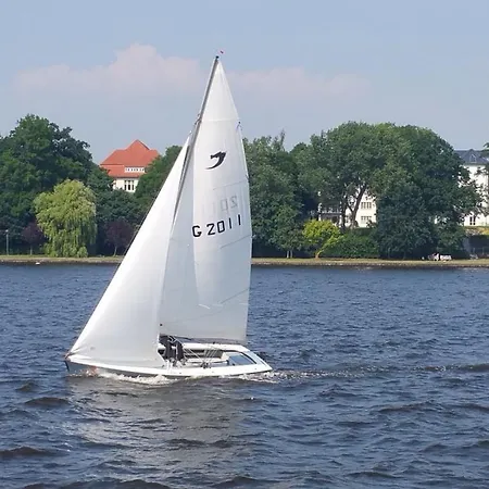 ゲストハウス Zum Alten Faehrhaus 3*