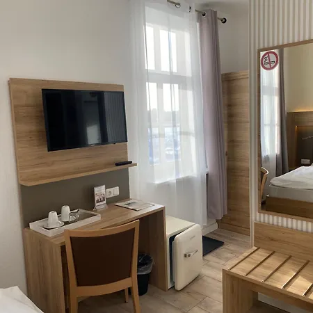 Zum Alten Faehrhaus ゲストハウス 3*