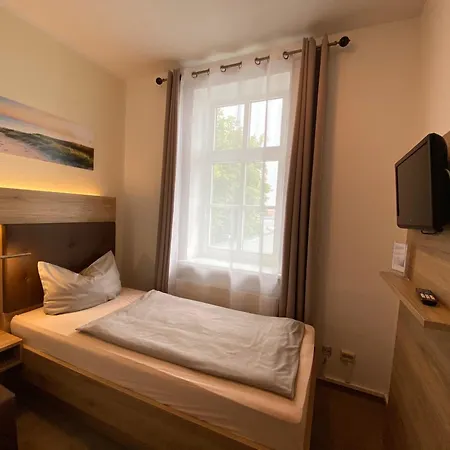 Zum Alten Faehrhaus ゲストハウス 3*