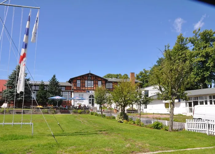 Penzion Zum Alten Faehrhaus 3*